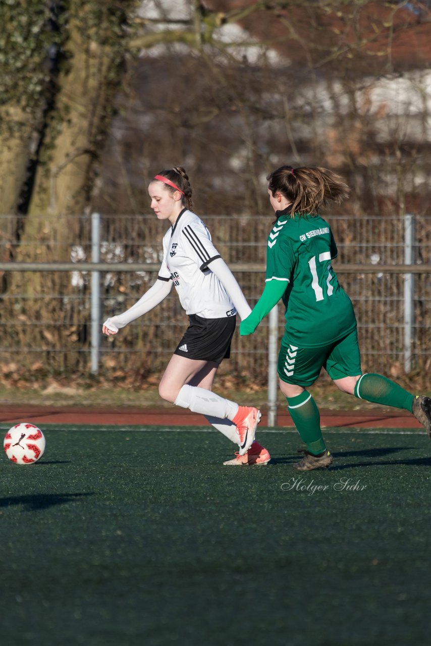 Bild 101 - Frauen SG Holstein Sued - SV Gruenweiss-Siebenbaeumen : Ergebnis: 0:2